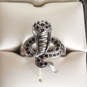 Cobra Black Crystal Ring